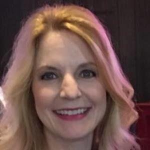 Meet your Posher, Elaine